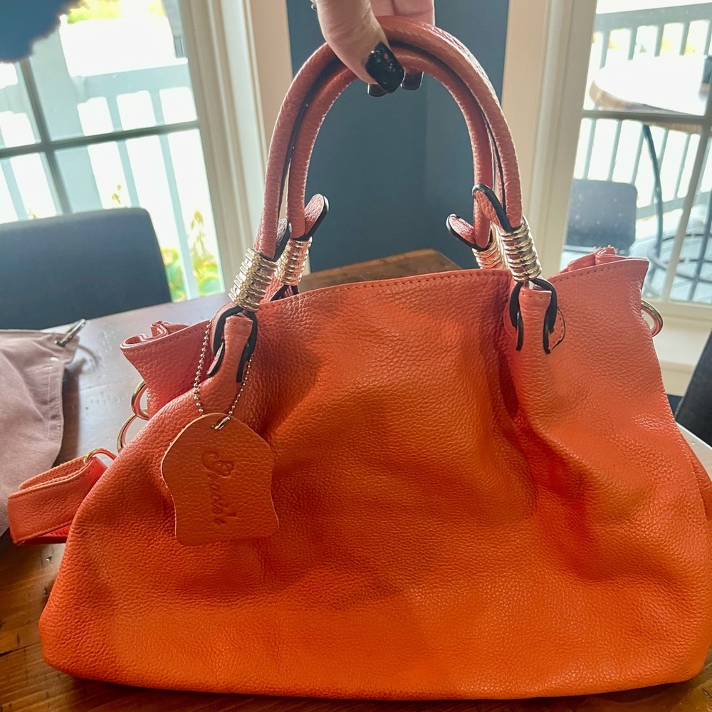 Gracie’s Leather Handbag